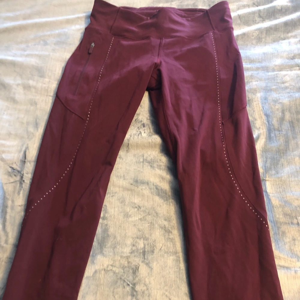 Lululemon yoga pants